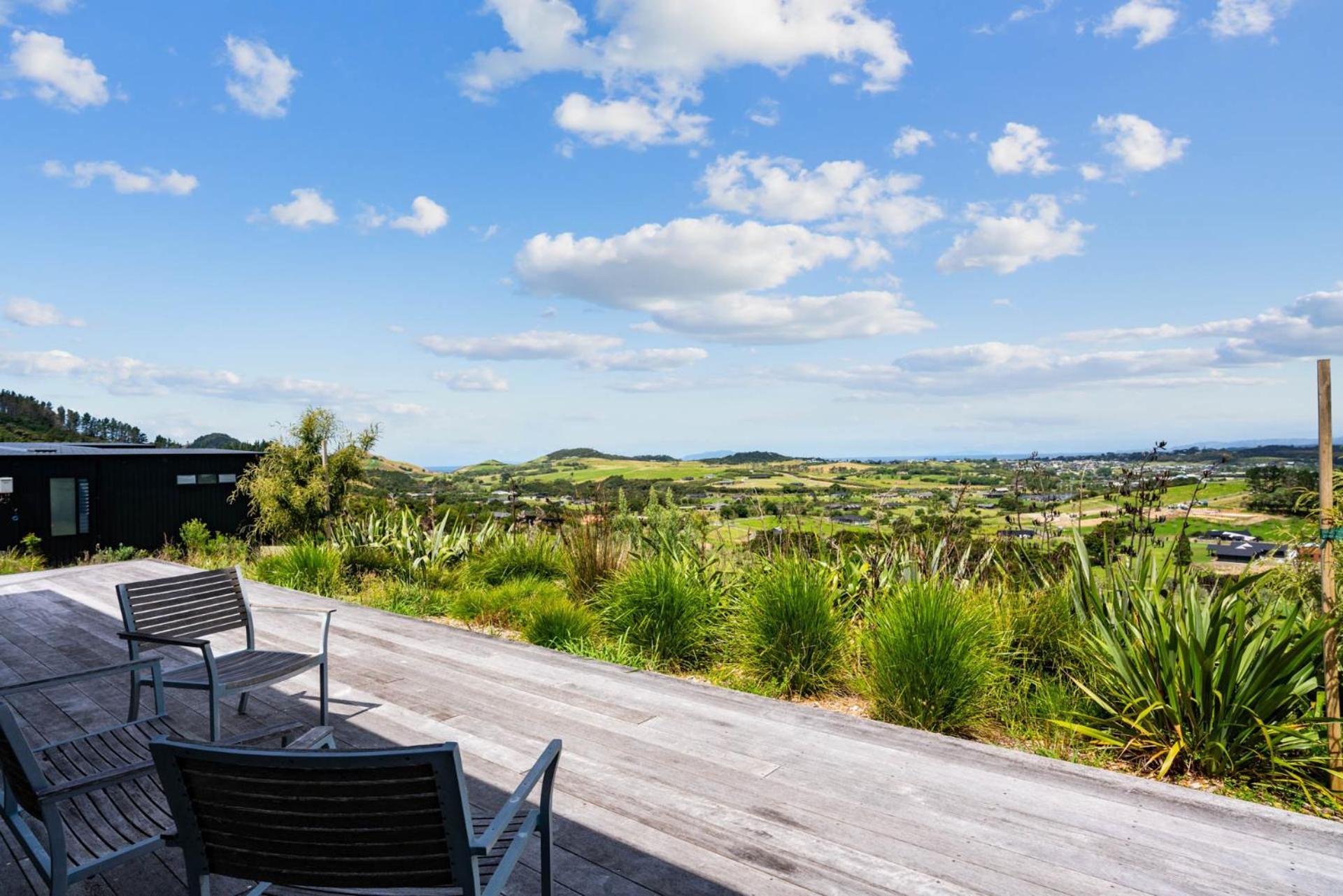 Mangawhai Magic - Mangawhai Heads Holiday Home ภายนอก รูปภาพ