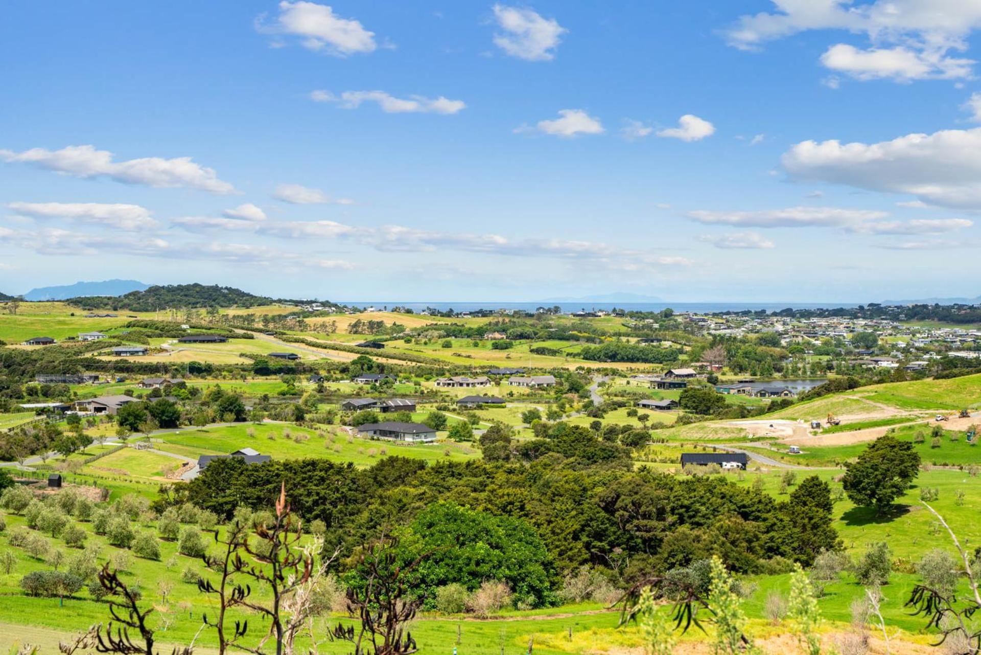 Mangawhai Magic - Mangawhai Heads Holiday Home ภายนอก รูปภาพ